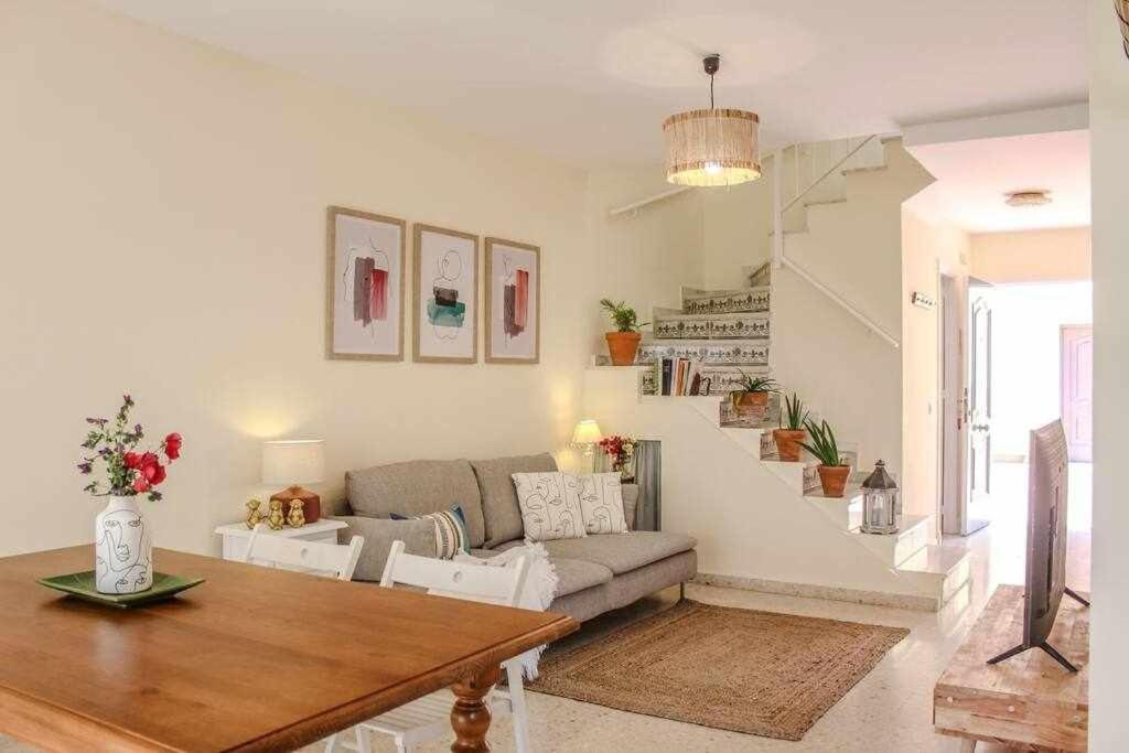 Monkeys Apartments Sanlucar Beach Relax Sanlucar de Barrameda Exterior photo